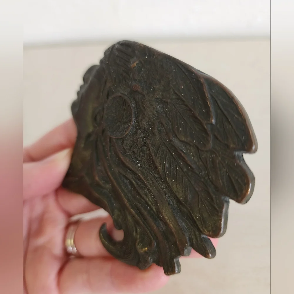 Vintage Native American Cheif Head Bronze Color Belt Buckle Western